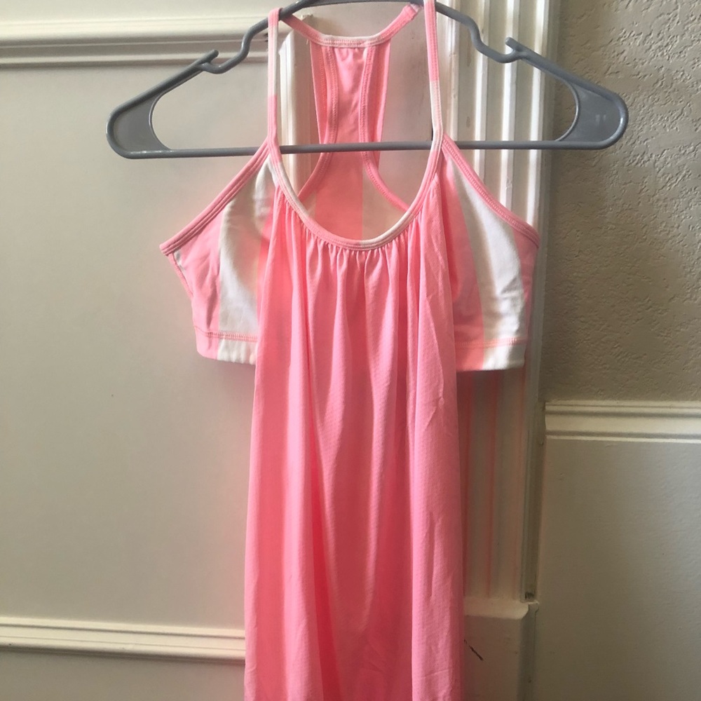 Lululemon tank